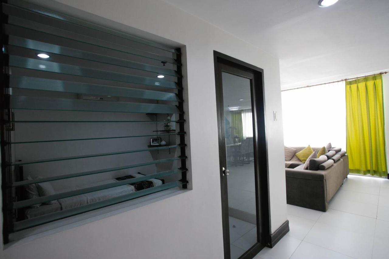 Diamond Suites And Residences Cebu Zewnętrze zdjęcie