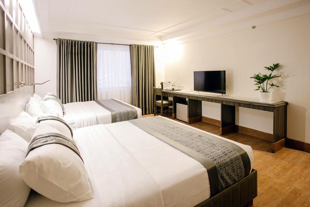 Diamond Suites And Residences Cebu Zewnętrze zdjęcie